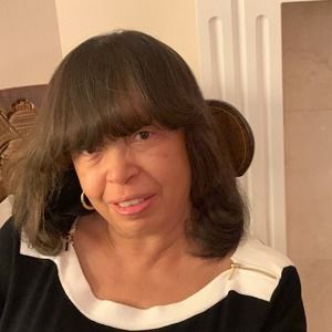 Meet your Posher, Lyn